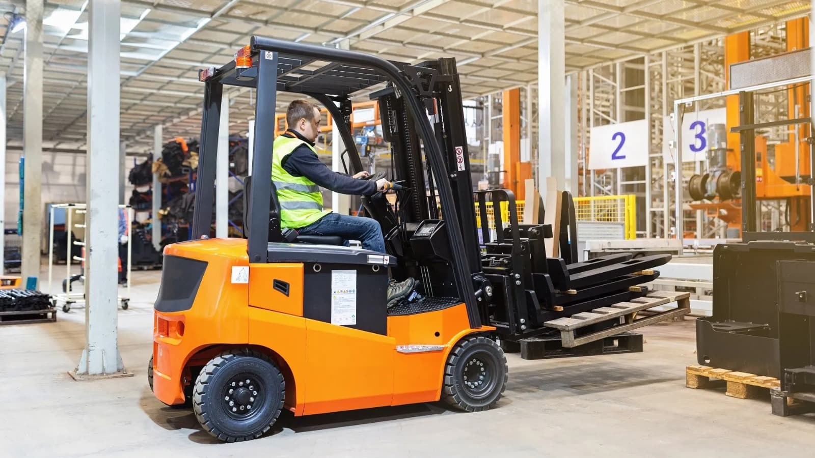 Reliable Hauling Solutions for Construction Equipment Delivery