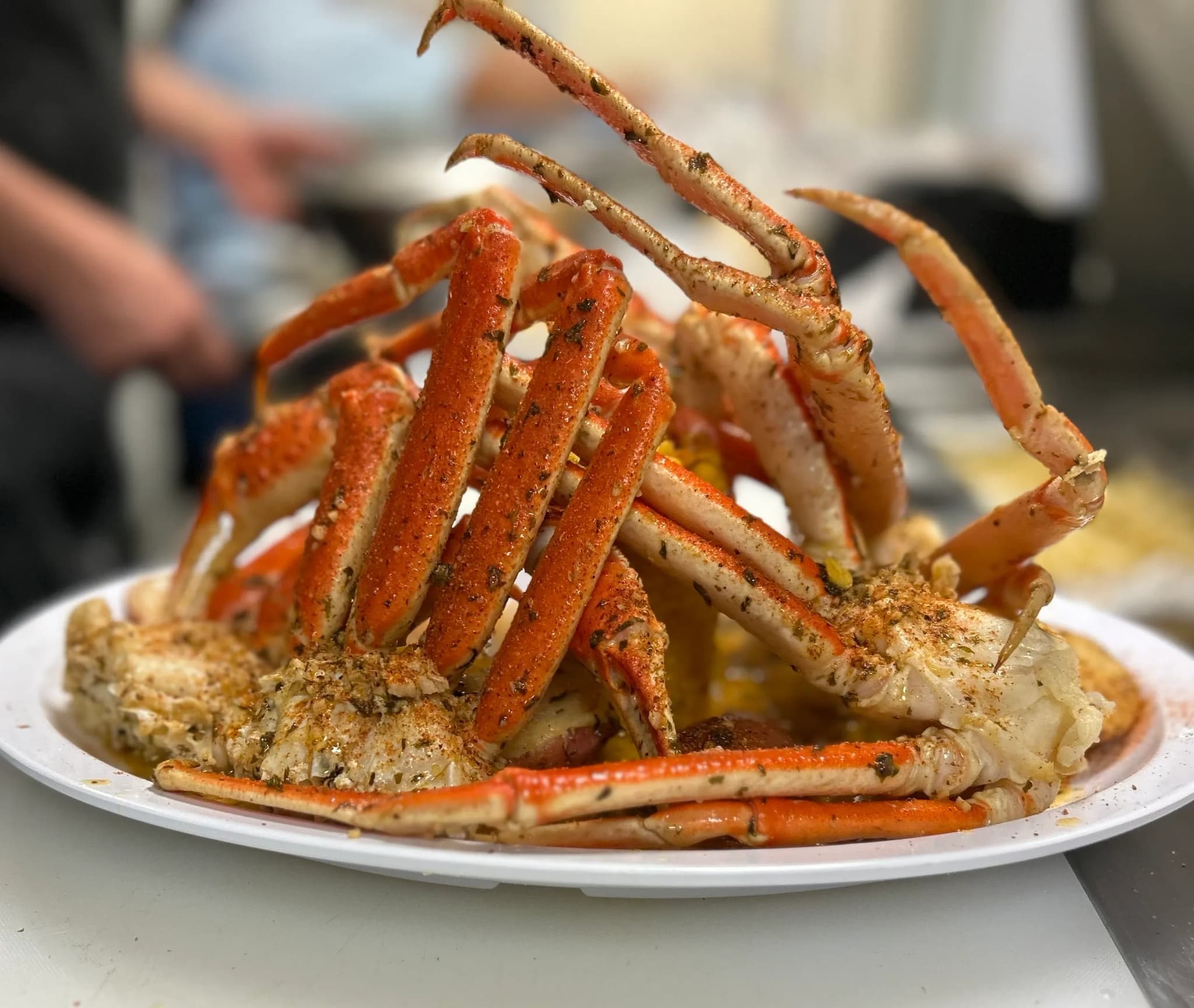 Norwegian king crab wholesale supplier for restaurants and distributors worldwide
